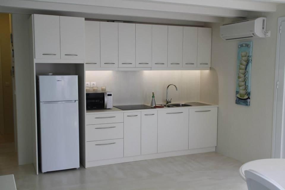 Chiqui Luxury Apartments Alónnisos Zewnętrze zdjęcie